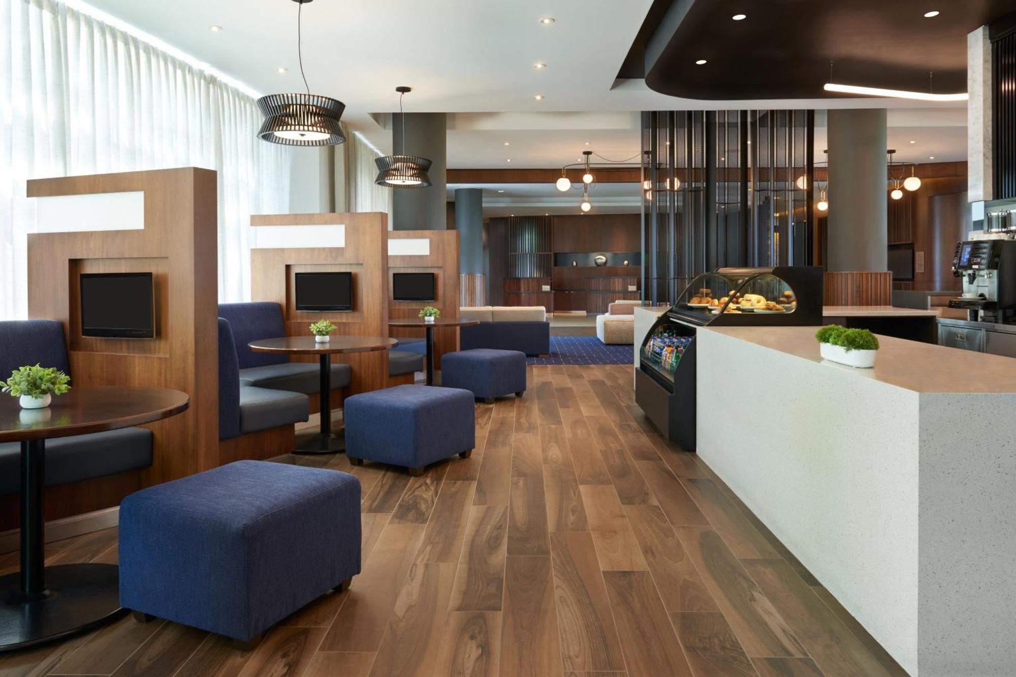 Residence Inn By Marriott Calgary Airport Eksteriør bilde