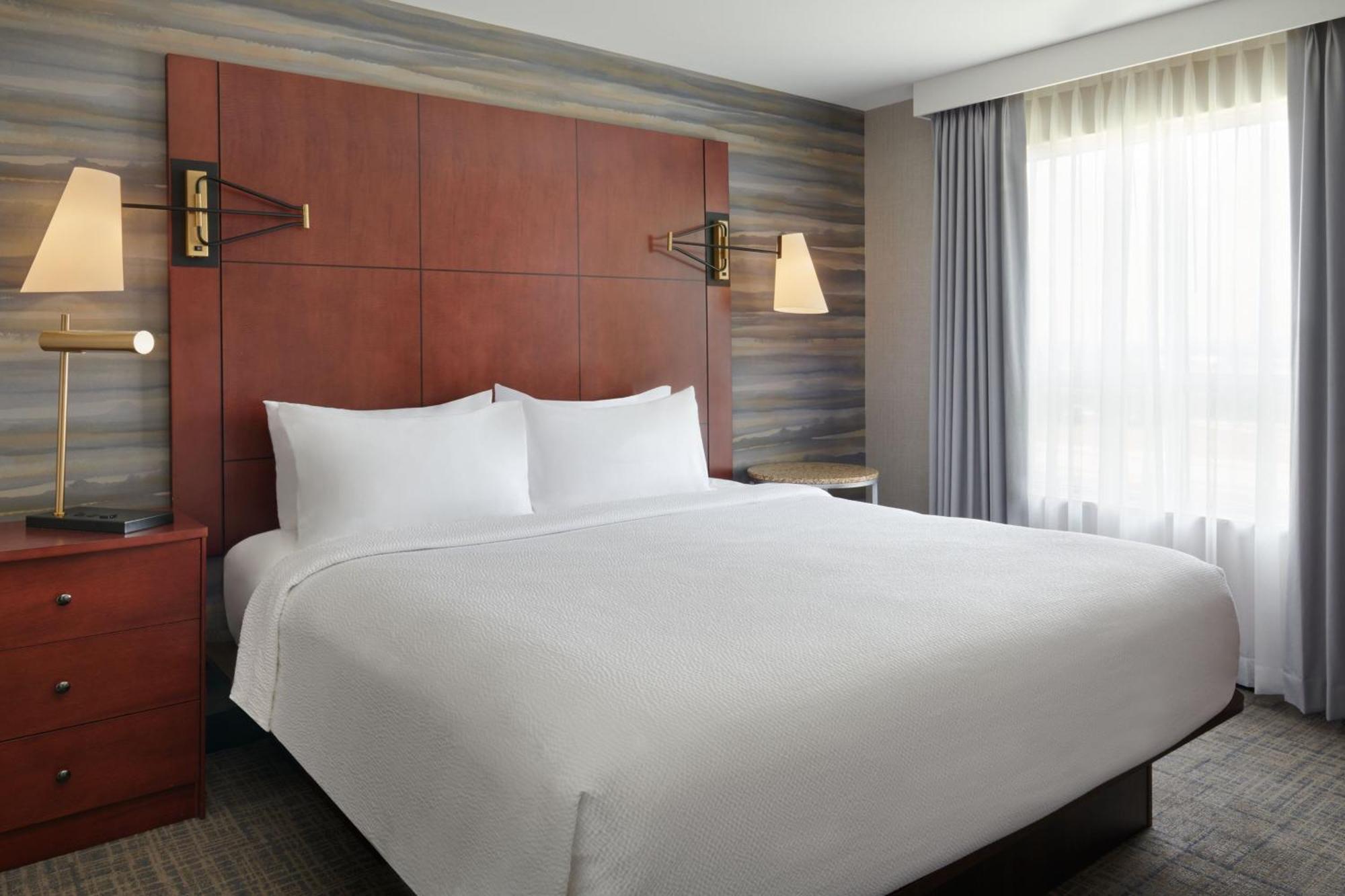 Residence Inn By Marriott Calgary Airport Eksteriør bilde