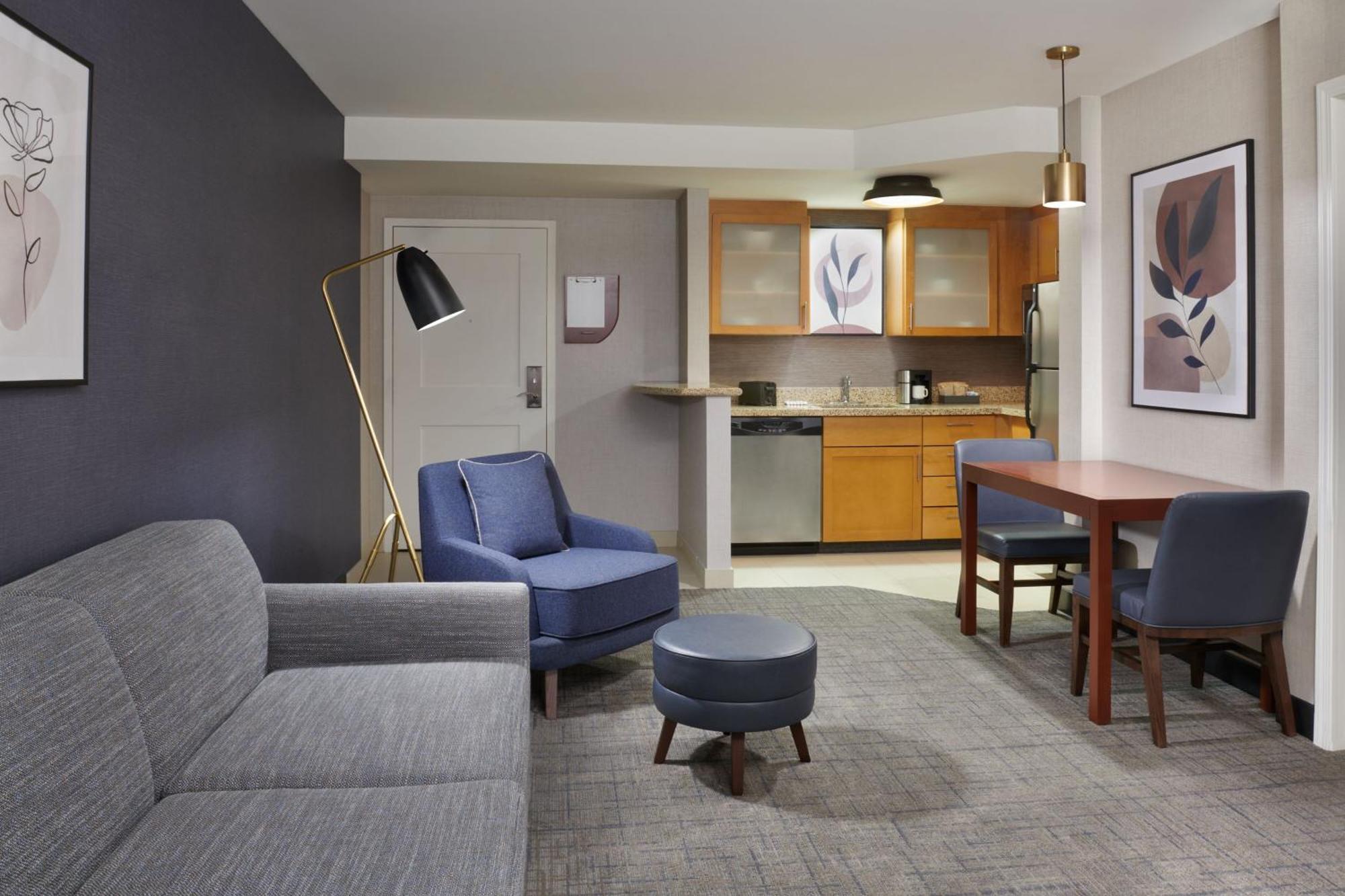Residence Inn By Marriott Calgary Airport Eksteriør bilde