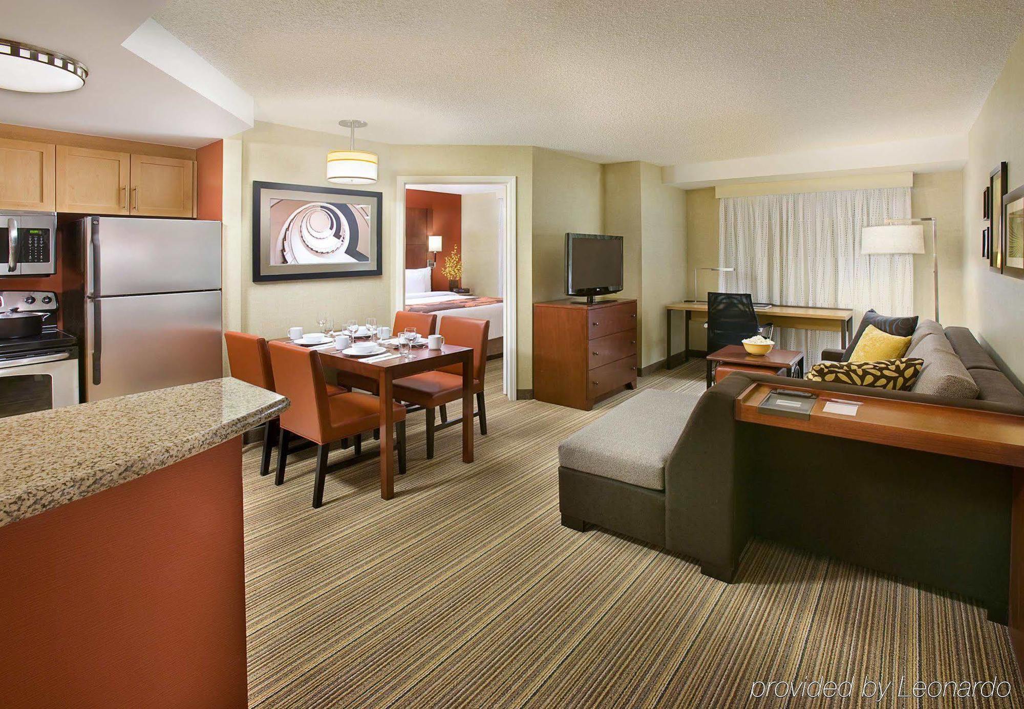 Residence Inn By Marriott Calgary Airport Eksteriør bilde